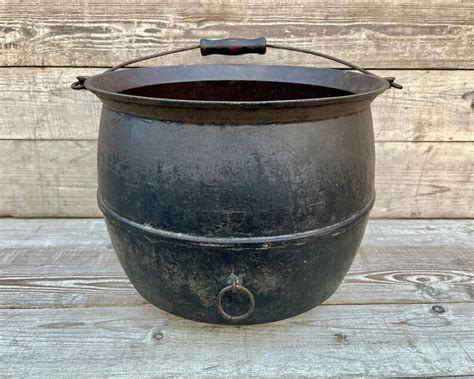 Large Antique Cast Iron Cauldron Farmhouse Antiques Etsy