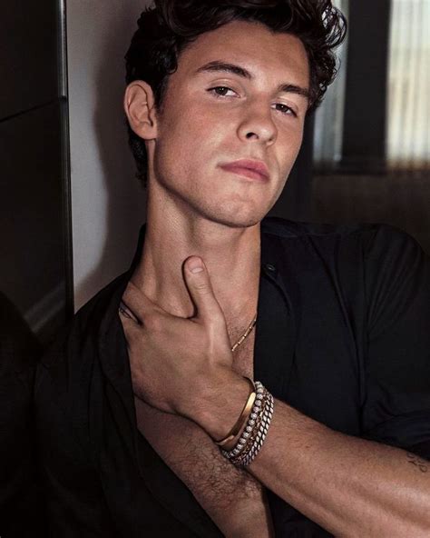 Pin By Adriana Beltran On Shawncito Shawn Mendes Eyes Hot Shawn Mendes Shawn Mendes Shirtless