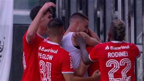 Leonardo Gil Freia E Larga Marca O Em Lance De Segundo Gol Do Inter