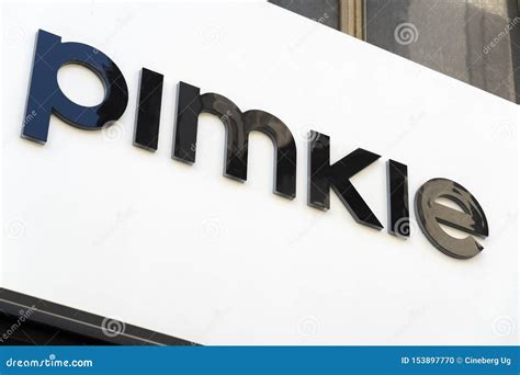 Pimkie shop sign editorial image. Image of brand, pimkie - 153897770