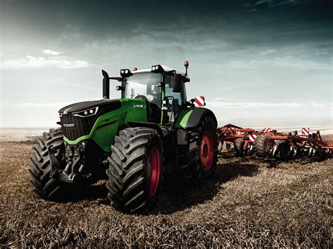 Fendt Vario Hightech Traktor Mit Ps Kommt Auto