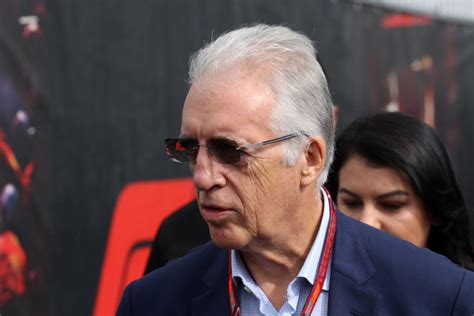 Piero Ferrari Bendice La Nueva Pareja De Ferrari Motortime