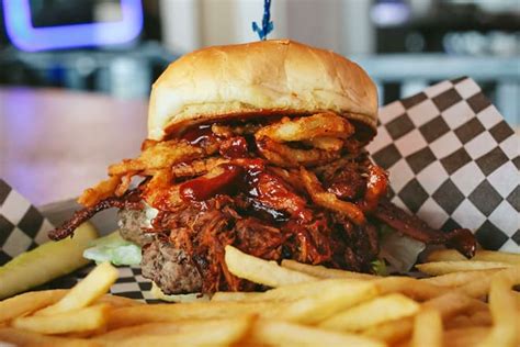 15 Best Restaurants in Fargo, ND for 2024 (Top Eats!)