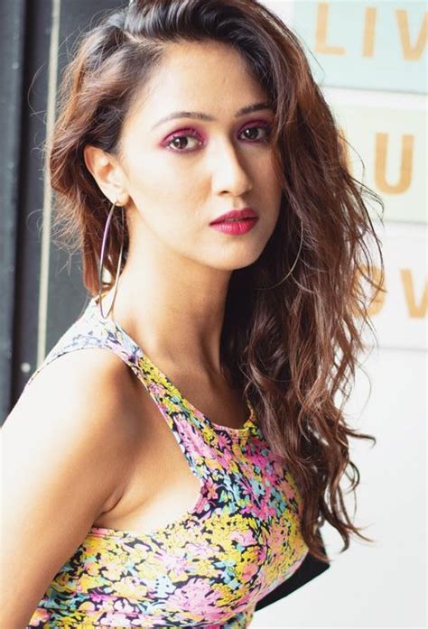 Krissann Barretto Hot Photos Pics New Images Wallpapers