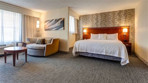 Hadley Hotel Near UMass Amherst and Amherst College | Courtyard