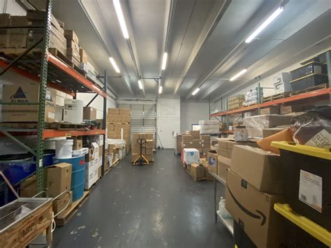 North Miami Warehouse for rent with drive-in bay and office space