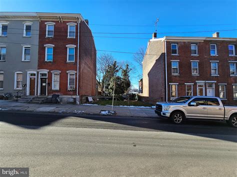 130 W Marshall St, Norristown, PA 19401 - See Est. Value, Schools & More