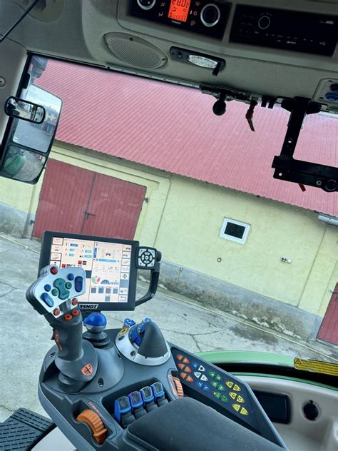 Fendt 724 vario ProfiPlus Gołasze Mościckie OLX pl