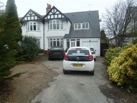 Semi Detached For Rent In Hagley Road Hayley Green Halesowen B63 3