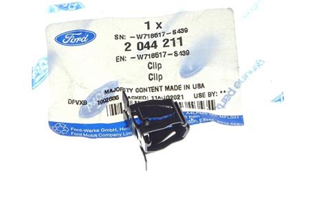 Зажим обшивки щитка Ford Focus mk4 18- купить в украине недорого ...