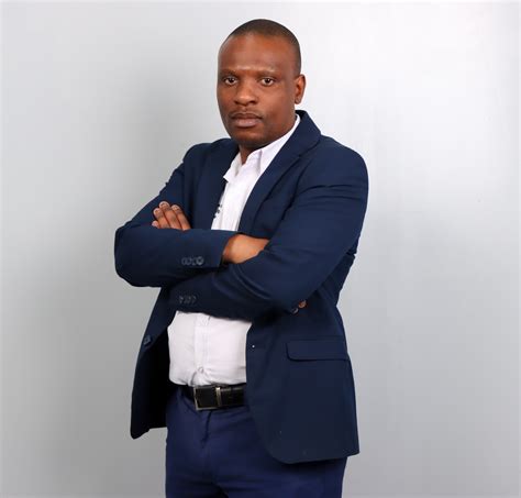 LilWayneHQ.com - Lil Wayne has put his waterfront mansion in Miami