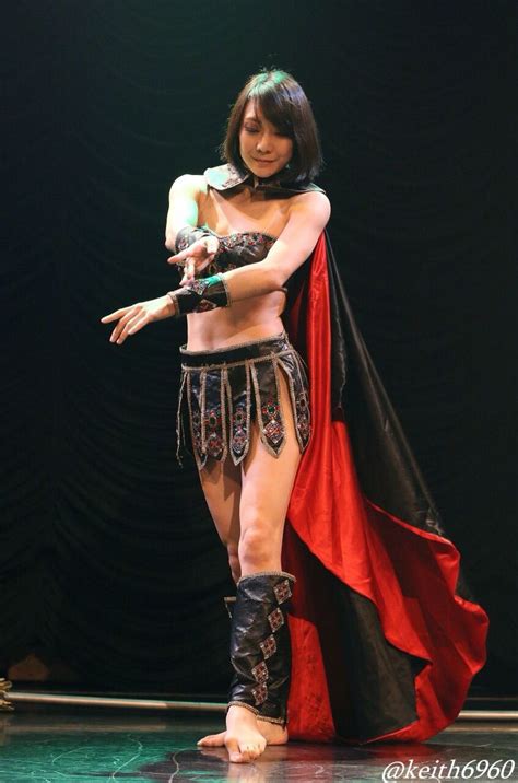 Miho Wakabayashi Shows Artistic Paformance At Strip Club 7b37f0c1 Porn Pic