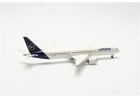 Herpa Lufthansa Boeing Dreamliner D Abpa Berlin