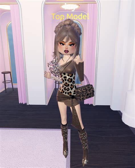 20 Best Outfit Ideas For The Dress To Impress Instagram Model Theme