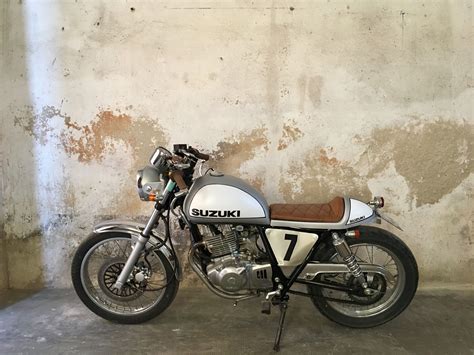 Suzuki Tu250x Cafe Racer Volty Volti Café Racer Moto Sportive Moto