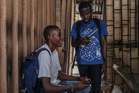 Lagos cyber cafe goes from cybercrime to classroom - Rest of World