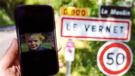 Haute Provence Les Ossements Du Petit Mile D Couverts Au Hameau Du