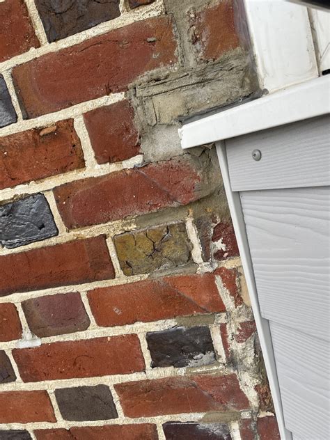 Damp under bay window | DIYnot Forums