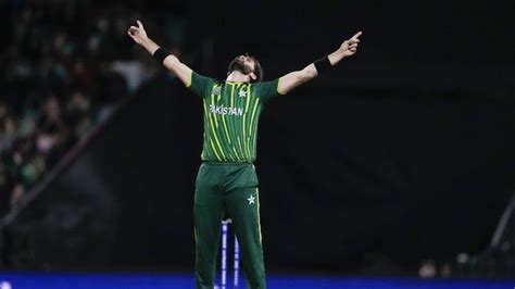 Shaheen Afridi Calls Out Former Pakistan Cricketers After Reaching T20 World Cup Semi Finals