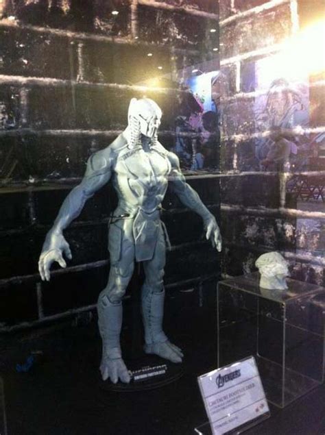 M S Im Genes De Figuras De Hot Toys En La Ani Games