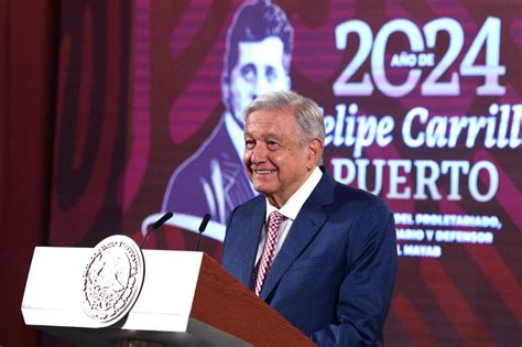 Amlo Lamenta Muerte De Carlos Urzúa Y Acusa De Calumniadores A La