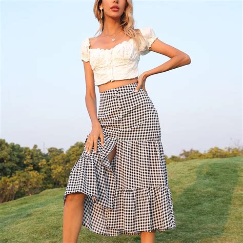 Plaid Split Hem Half Length Skirts Women Fashion High Waist Casual Button Decor Over The Knee