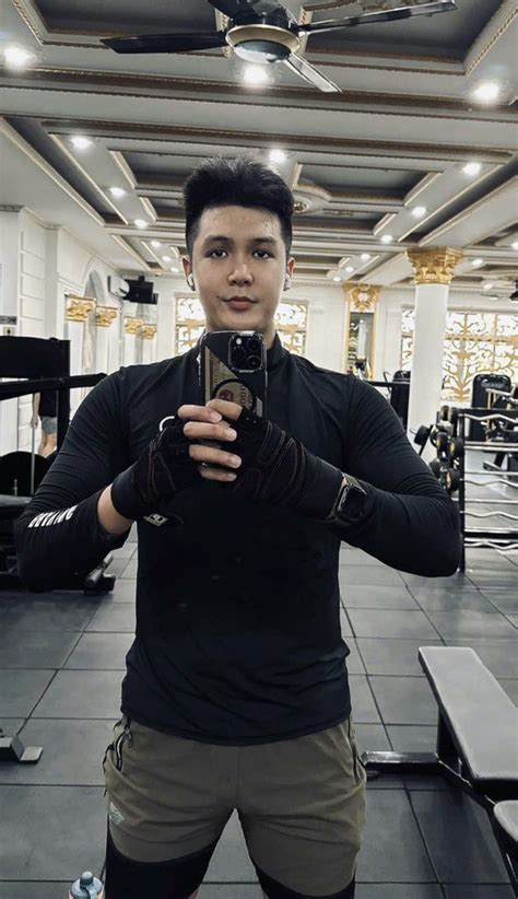Ms Hậu GYM cơ bắp m kg menl top Mạnh Hà Model cung câp callboy trai gọi gay miền