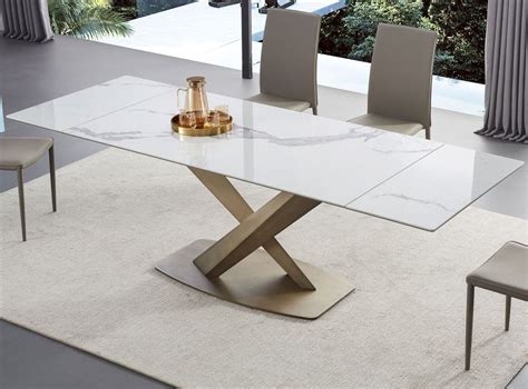 Les Tendances Table à manger extensible céramique effet marbre gris