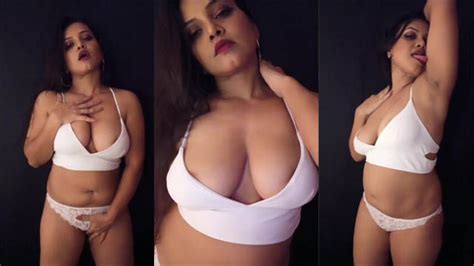 Priya Gamre Desi Actress Full Nude Live Show Don T Miss Watch Online