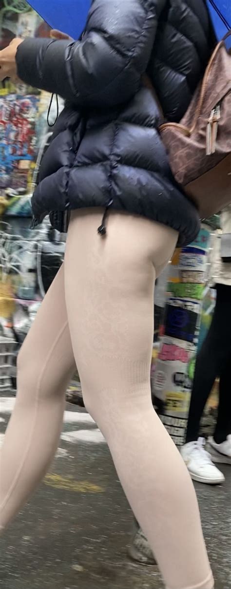 Tight Asian Hottie In Nude Leggings Spandex Leggings Yoga Pants Forum