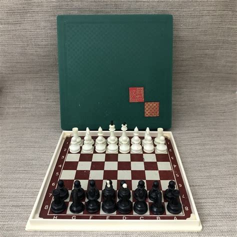 Шахматы, дорожный набор на магнитах, СССР, 1980-е гг.