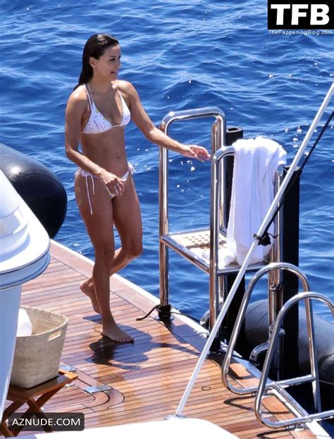 Eva Longoria Sexy Seen Showing Off Her Sultry Figure Wearing A Bikini On A Boat In Capri Aznude