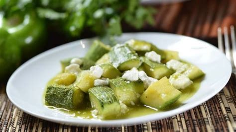 Cena Mexicana Receta Para Hacer Unas Calabacitas Con Queso Panela