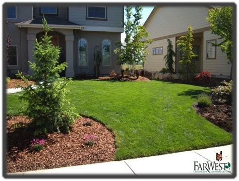 Front Yard Landscape Design By Stacy Custom Potting Manager Farwest