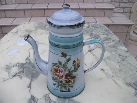 Ancienne Cafetiere Tole Emaillee Decor Floral De Pensees Et De Roses