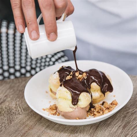 Cecconis Dumbo - Cecconi S Dumbo Brooklyn Ny Tock : Dumbo, an acronym ...