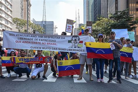 Archivo Protestas Oponi Ndose A La Revoluci N Bolivariana En S O Paulo