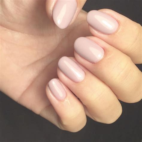 Dise Os De Nail Art Para U As Con Esmalte Color Nude Para Lograr Una Manicura Simple Y