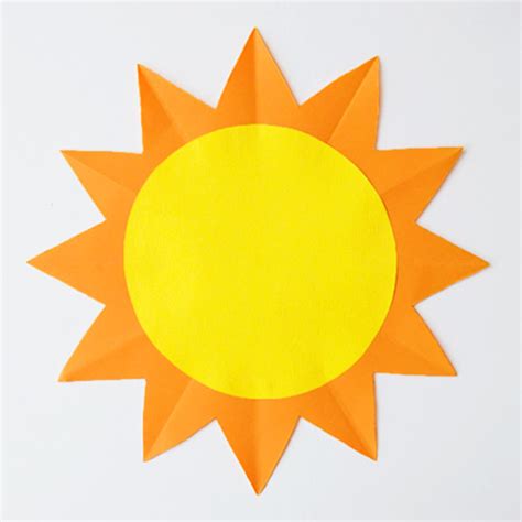 Paper Sun | Kids' Crafts | Fun Craft Ideas | FirstPalette.com