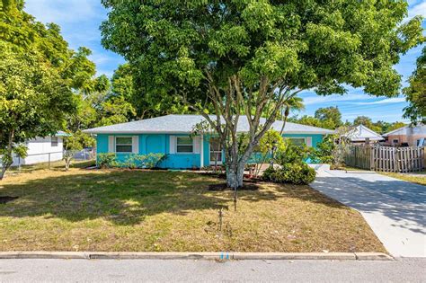 1219 32nd St W Bradenton Fl 34205 Mls A4589110 Redfin