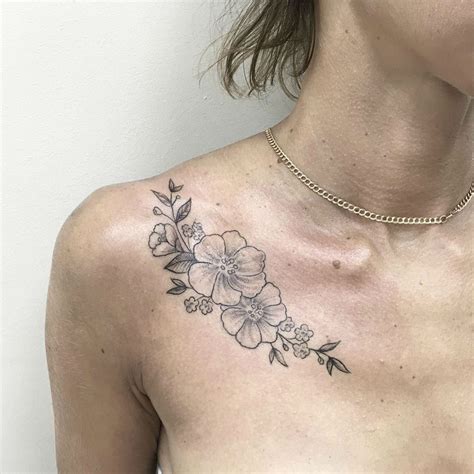 Cool Tattoos By Julia Shpadyreva Collar Bone Tattoo Floral Tattoo