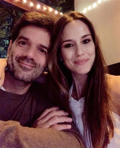 La Historia De Amor De Luli Fern Ndez Y Cristian C Neo Libarona Ella