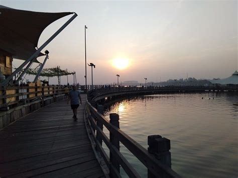 Wisata Pantai Ancol Lokasi Harga Tiket Dan Aktivitas Seru