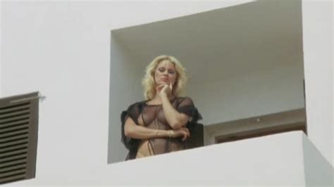 Naked Bea Fiedler In Sunshine Reggae Auf Ibiza