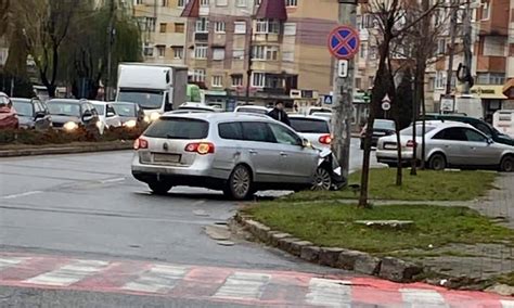 Foto Video Tirea Ta Accident Rutier La Alba Iulia O Ma In A Intrat