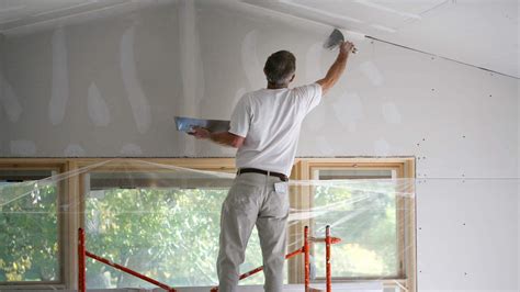 What Is Hot Drywall Mud? And How Does It Work? | Angi