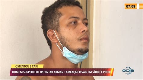 Homem Suspeito De Ostentar Armas E Amea Ar Rivais Em V Deo Preso