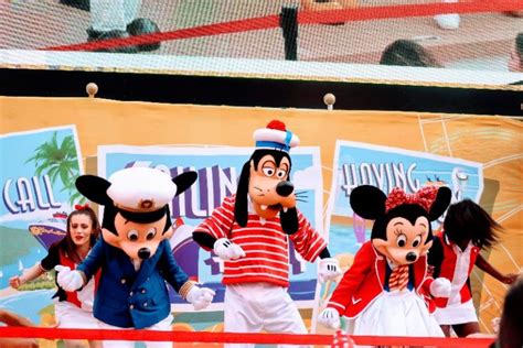 Finding Characters On A Disney Cruise - Smart Mouse Travel