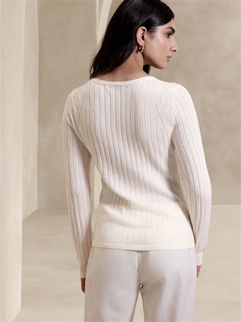 Nezha Merino V Neck Sweater Banana Republic