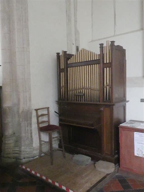 Church Organ David Pashley Cc By Sa 2 0 Geograph Britain And Ireland